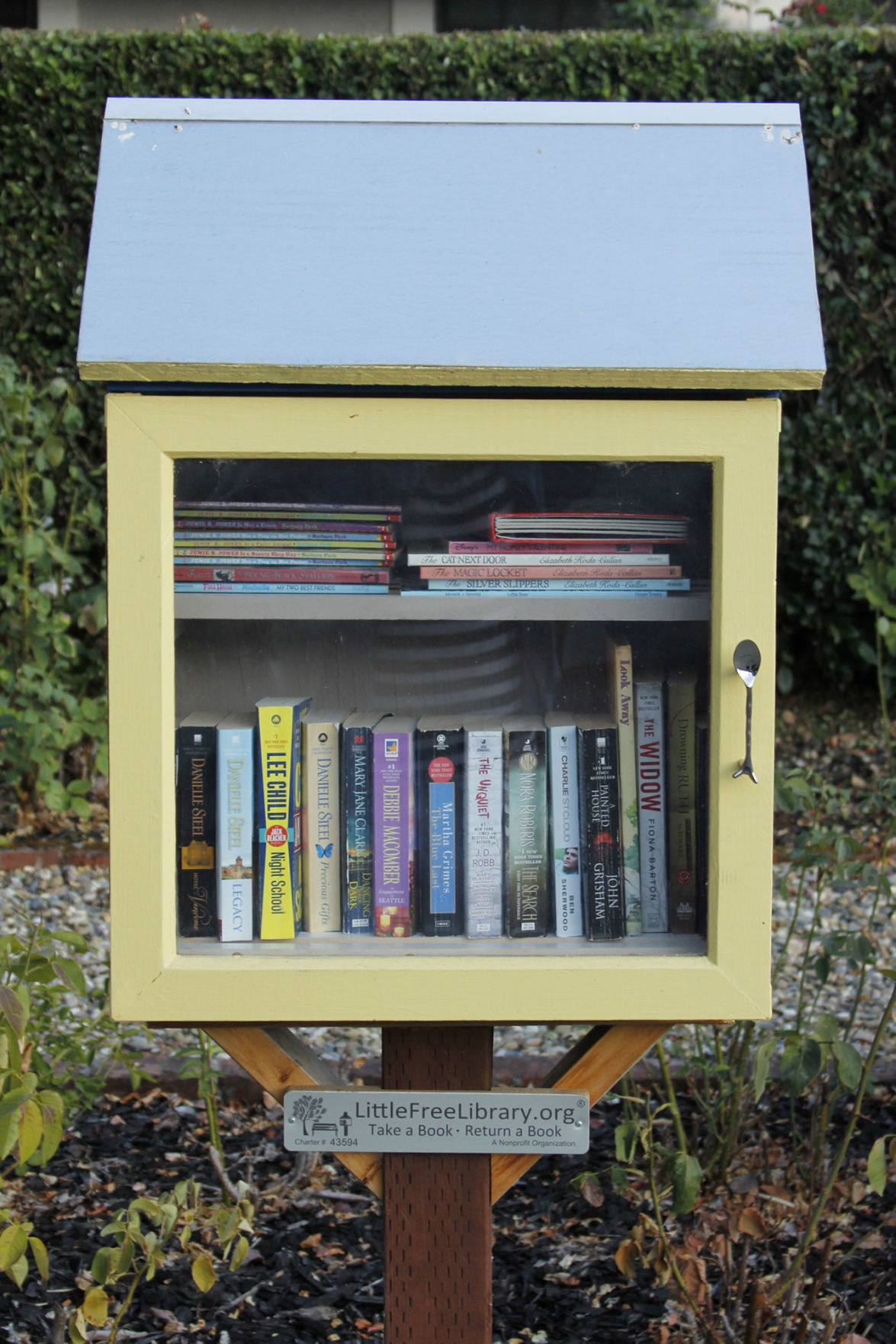 Little Free Libraries of Napa: 2467 Claret Street